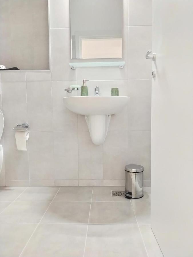 טימישוארה Luca'S Forest Apartment מראה חיצוני תמונה