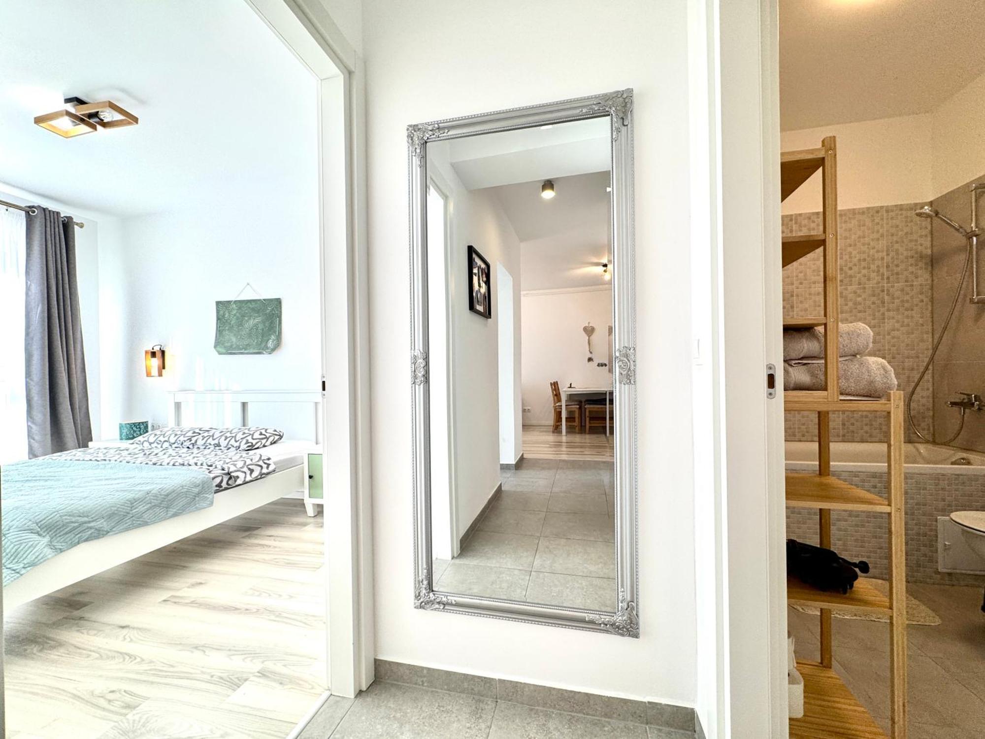 טימישוארה Luca'S Forest Apartment מראה חיצוני תמונה